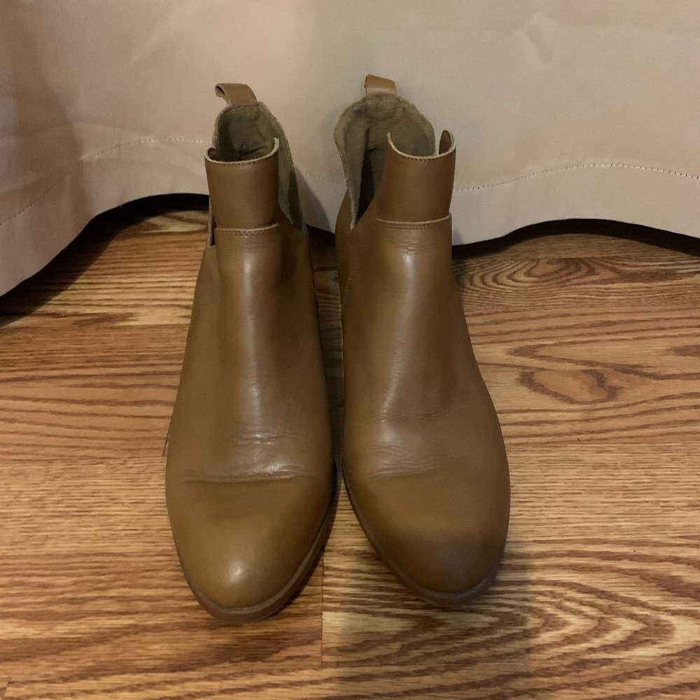 Franco Sarto Ankle Bootie 1.5 inch heel Brown leather size 10